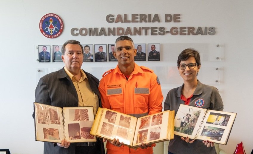 AMI ENTREGA FOTOS HISTÓRICAS AO CBMMG